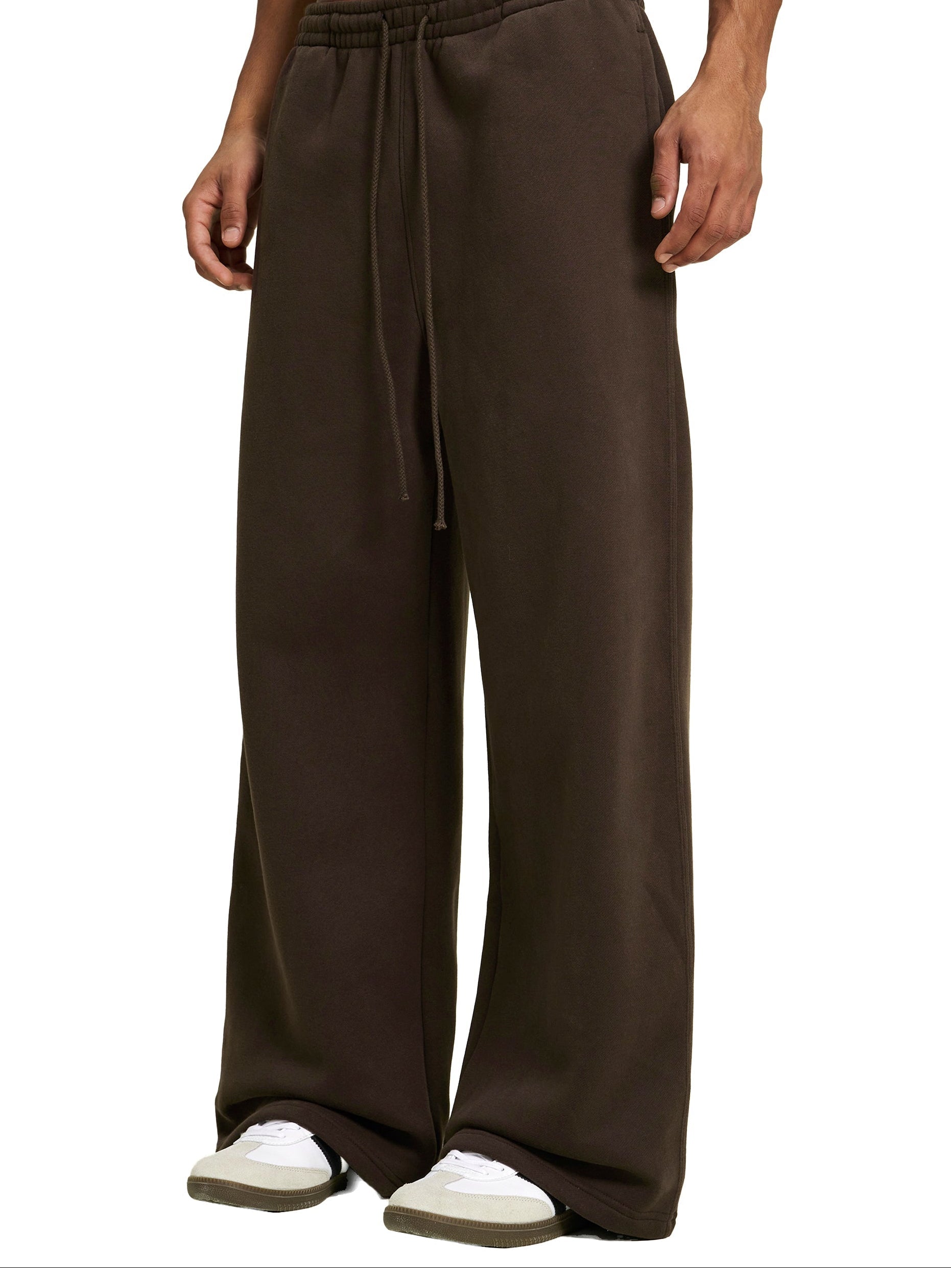 pants,sweatpants,wide leg sweats,sweats,black sweatpants,black pants,black sweats,streetwear